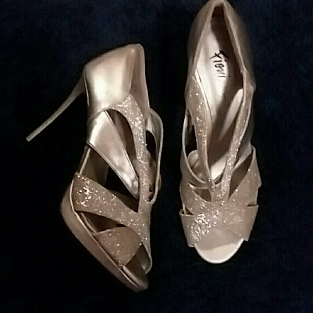 Silver glitter prom heels